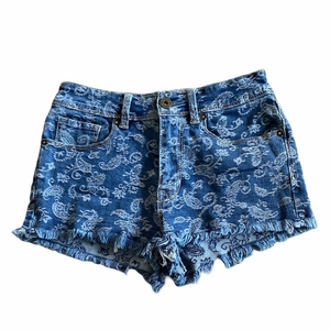 Bullhead Denim Co. High Rise Paisley Shorts Sz. 5